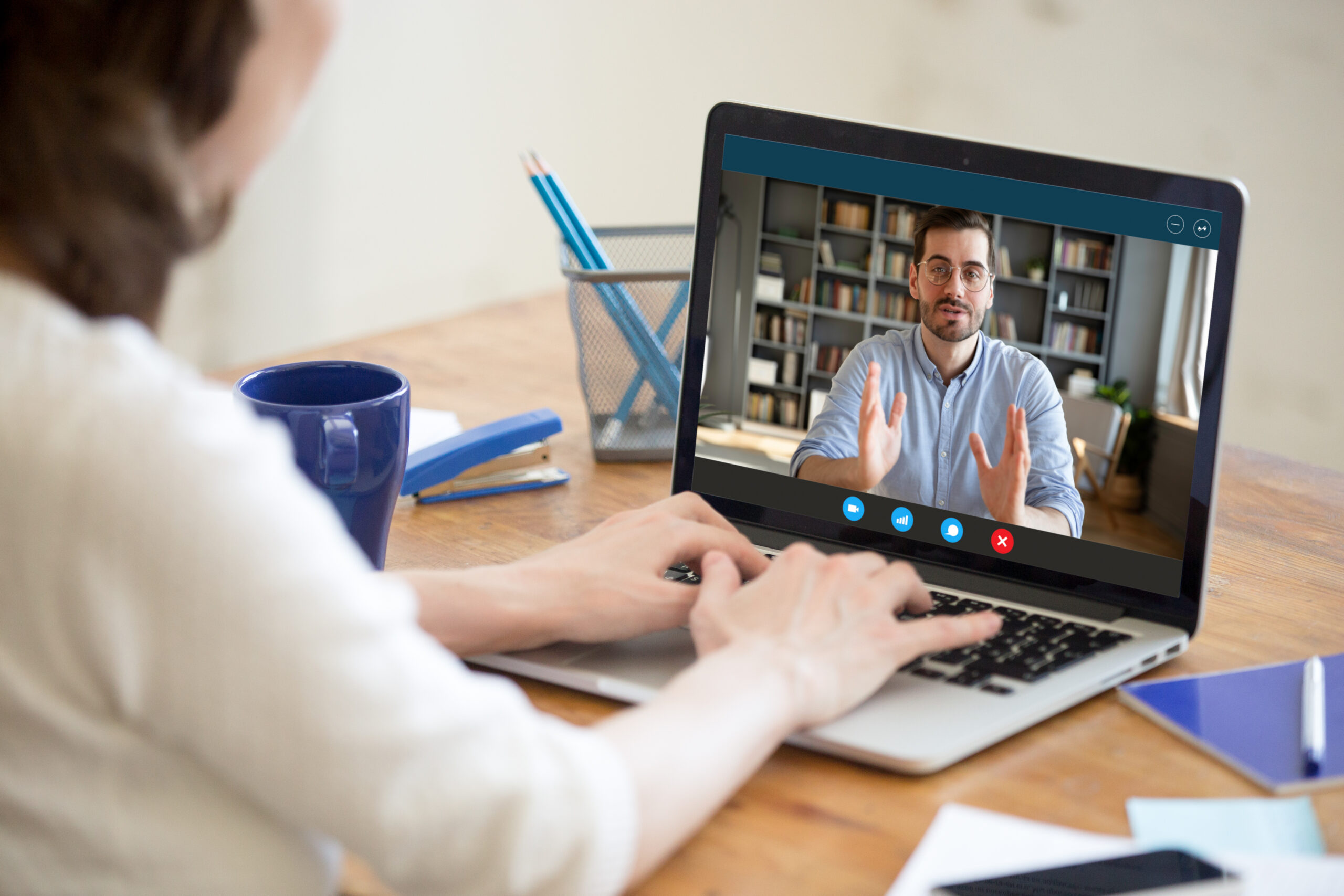 syndicom mette in guardia sui pericoli dell’iniziativa «Home office»