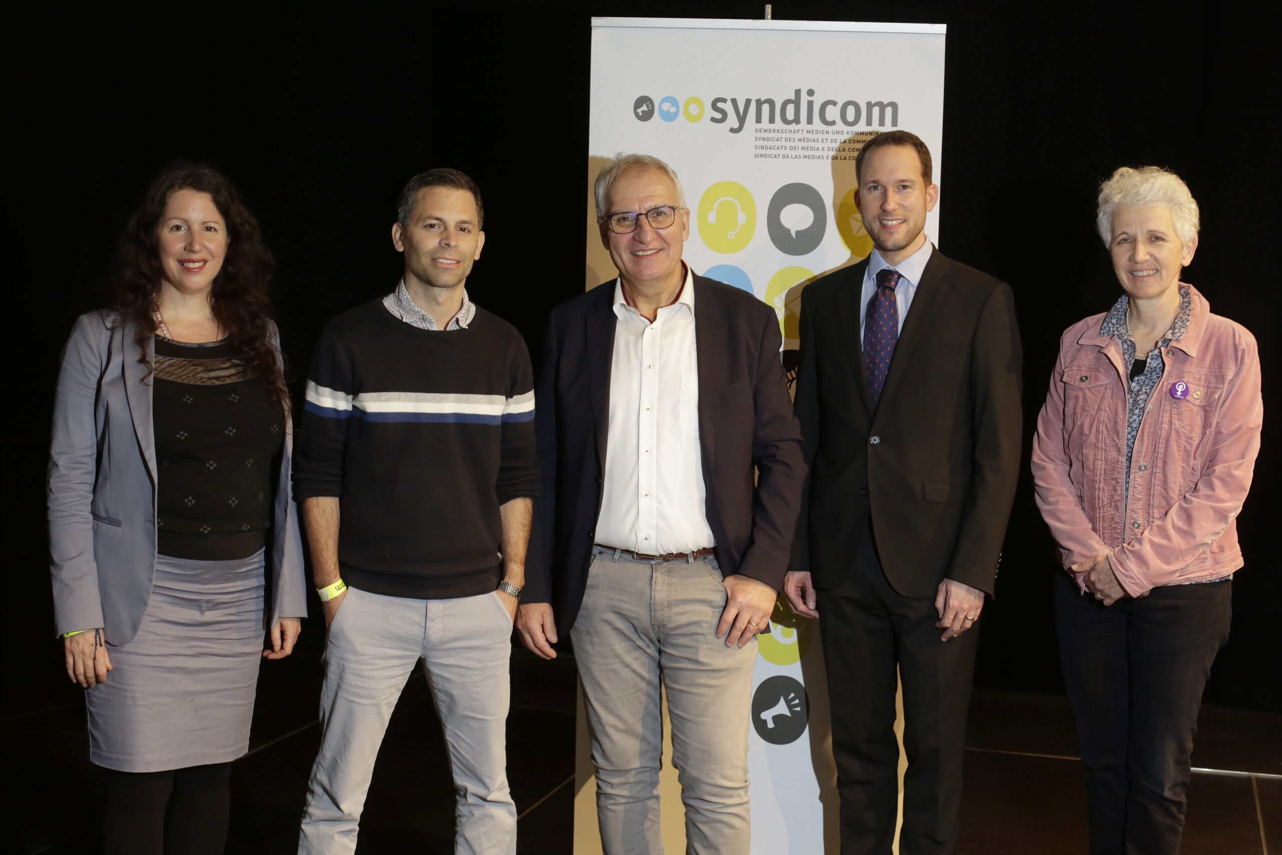 Langenthal, Parkhotel, syndicom - Kongress 2021, Geschäftsleitung v.l.n.r.: Patrizia Mordini, Metteo Antonini, Daniel Münger, Daniel Hügli, Stephanie Vonarburg. 26.11.2021 Bild: Sabine Rock