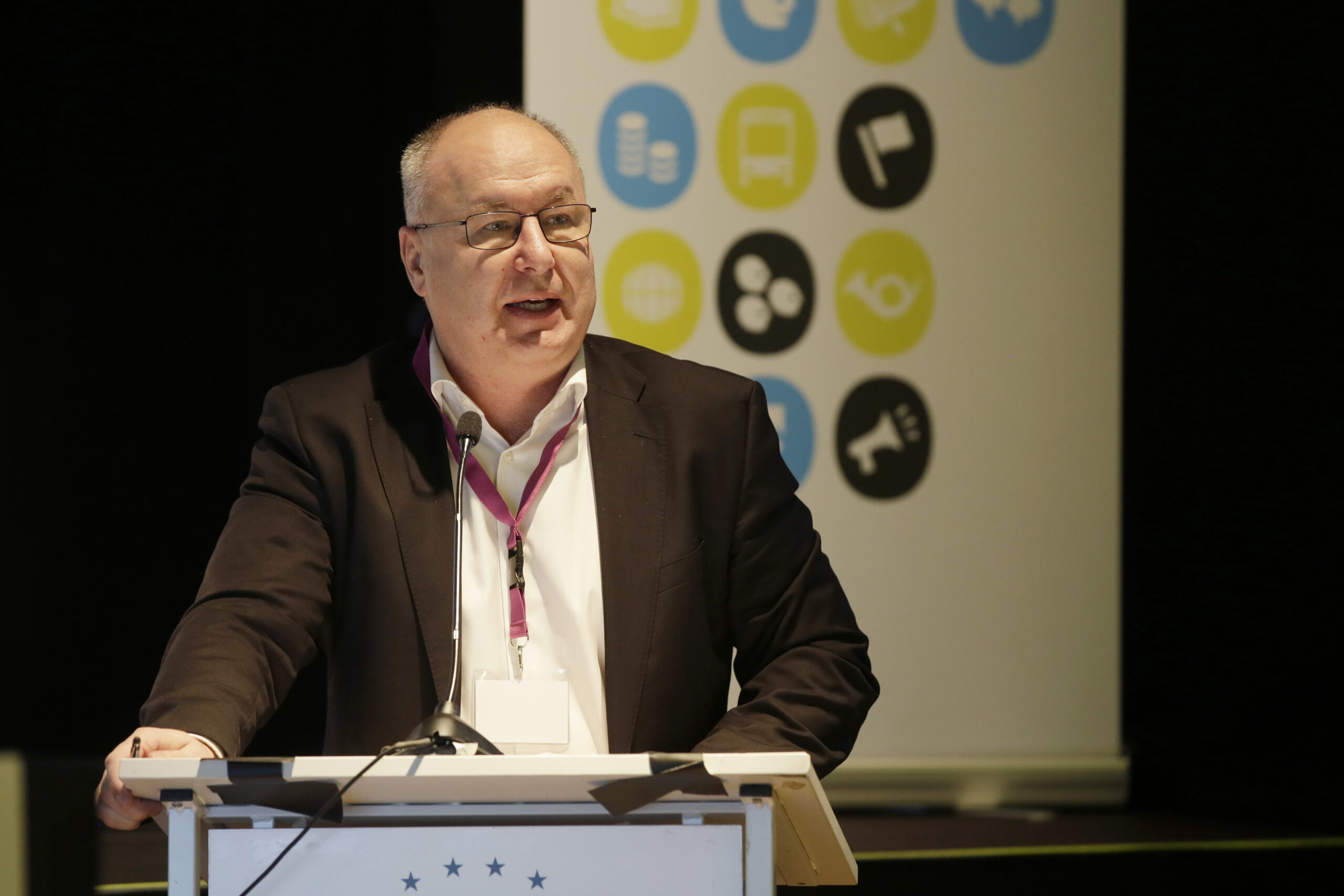 Langenthal, Parkhotel, syndicom - Kongress 2021, Referat von Pierre-Yves Maillard, Präsident SGB. . 26. + 27.11.2021 Bild: Sabine Rock