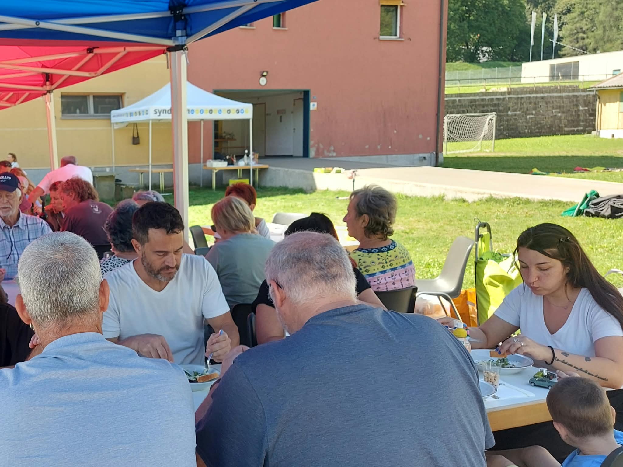 festa7_pranzo